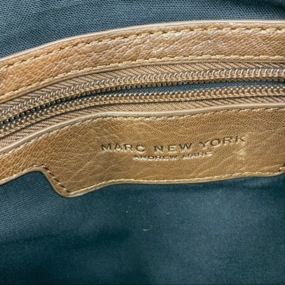 Marc New York Andrew Marc brown leather purse - Picture 9 of 10